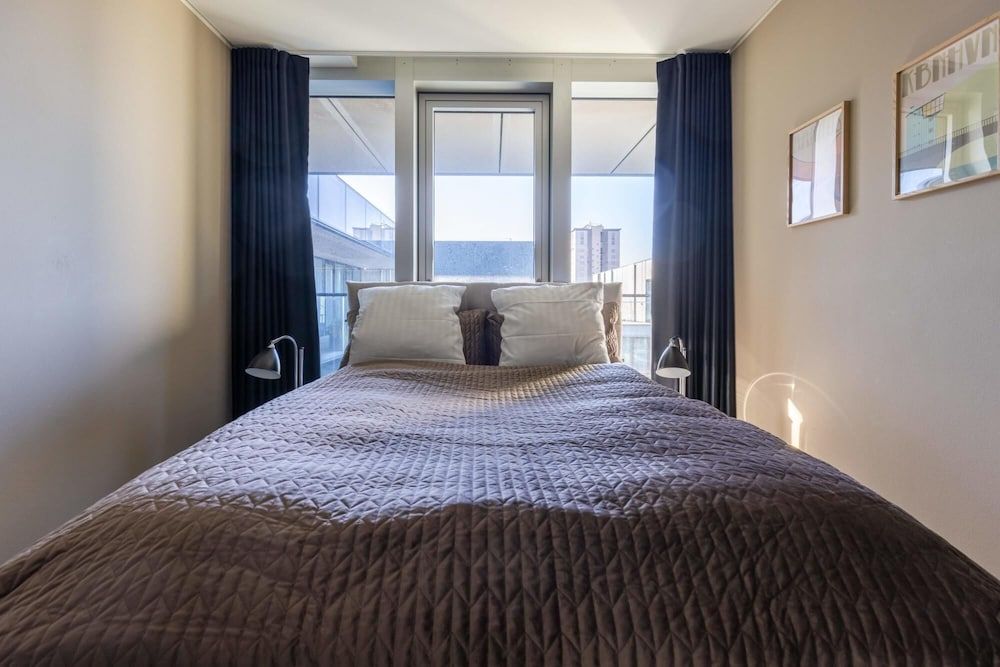 High-end Design Heart of CPH Apartment 80