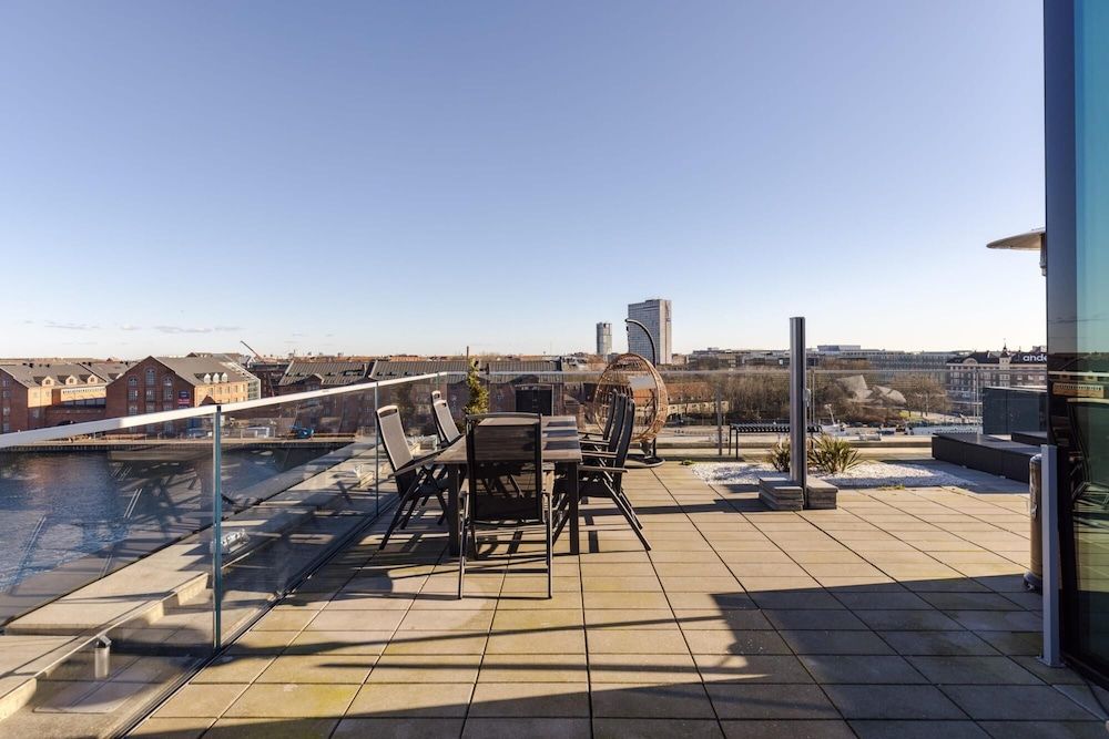 undefined High-end Design Heart of CPH 2