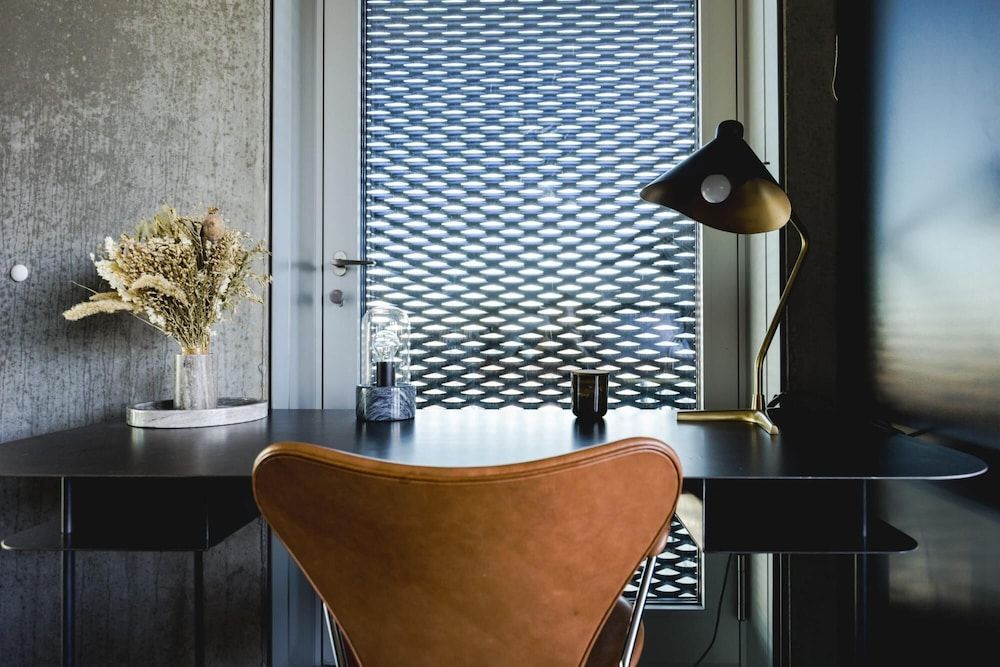 undefined High-end Design Heart of CPH 7