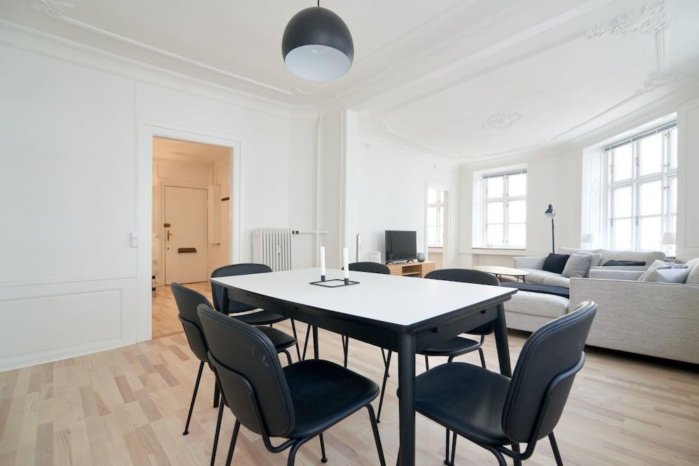 Luxury Tivoli Apt Scandinavian Design Heart of CPH Apartment 29