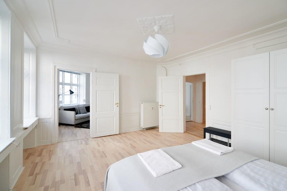 Luxury Tivoli Apt Scandinavian Design Heart of CPH Apartment 49