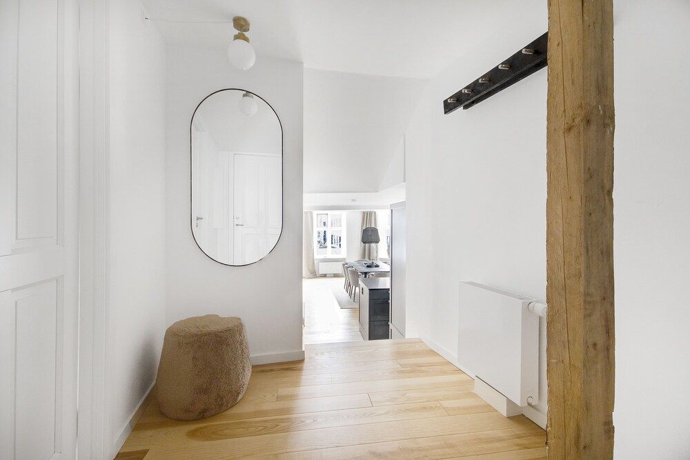 Sanders Regent - Chic 3-bdr Apt With Balcony Apartment, 3 Bedrooms, Balcony, City View 21