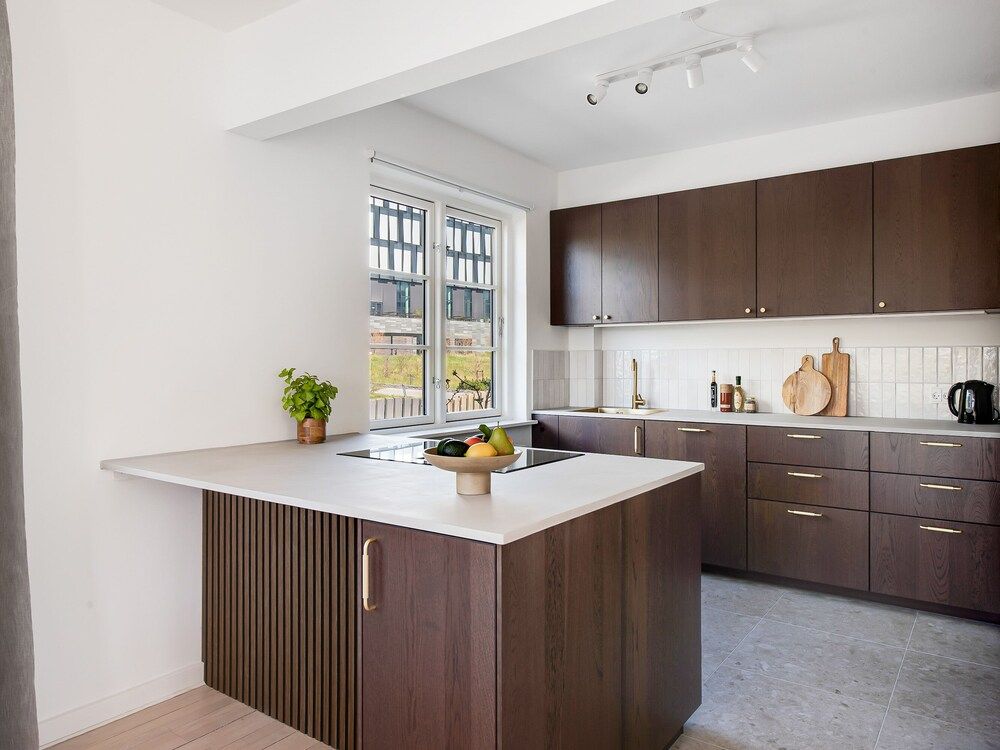 Sanders Charm - Chic 2-bdr Apt With Shared Garden
