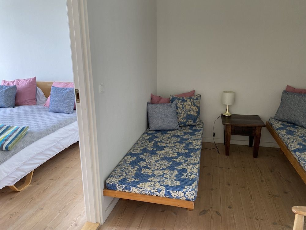 Skaerven Beachfront Condos and Cottage Apartment, 2 Bedrooms, Non Smoking, Ocean View (B) 8