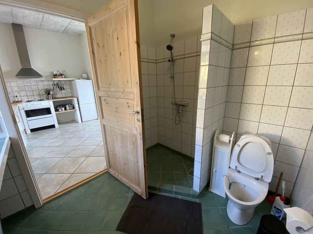 Skaerven Beachfront Condos and Cottage Family Apartment, 2 Bedrooms, Non Smoking, Ocean View (D) 12