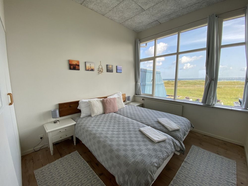 Skaerven Beachfront Condos and Cottage Family Apartment, 2 Bedrooms, Non Smoking, Ocean View (D)