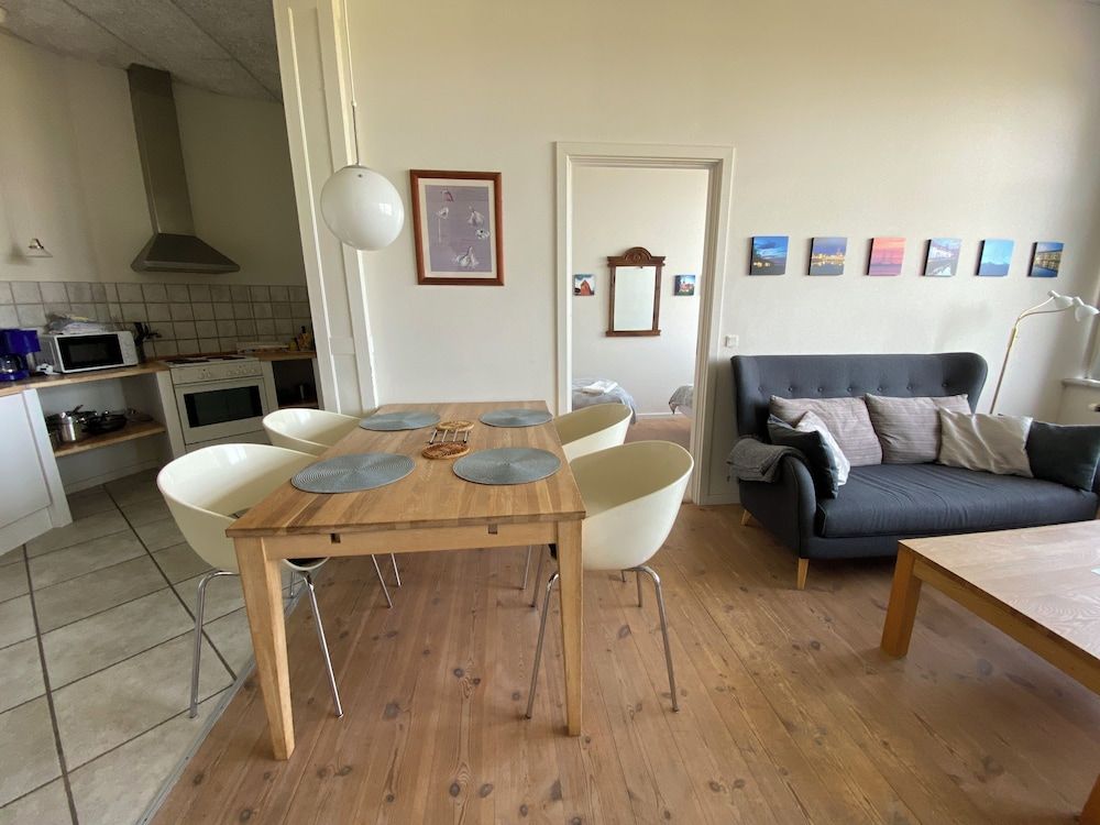 Skaerven Beachfront Condos and Cottage Apartment, 2 Bedrooms, Non Smoking, Ocean View (B) 27