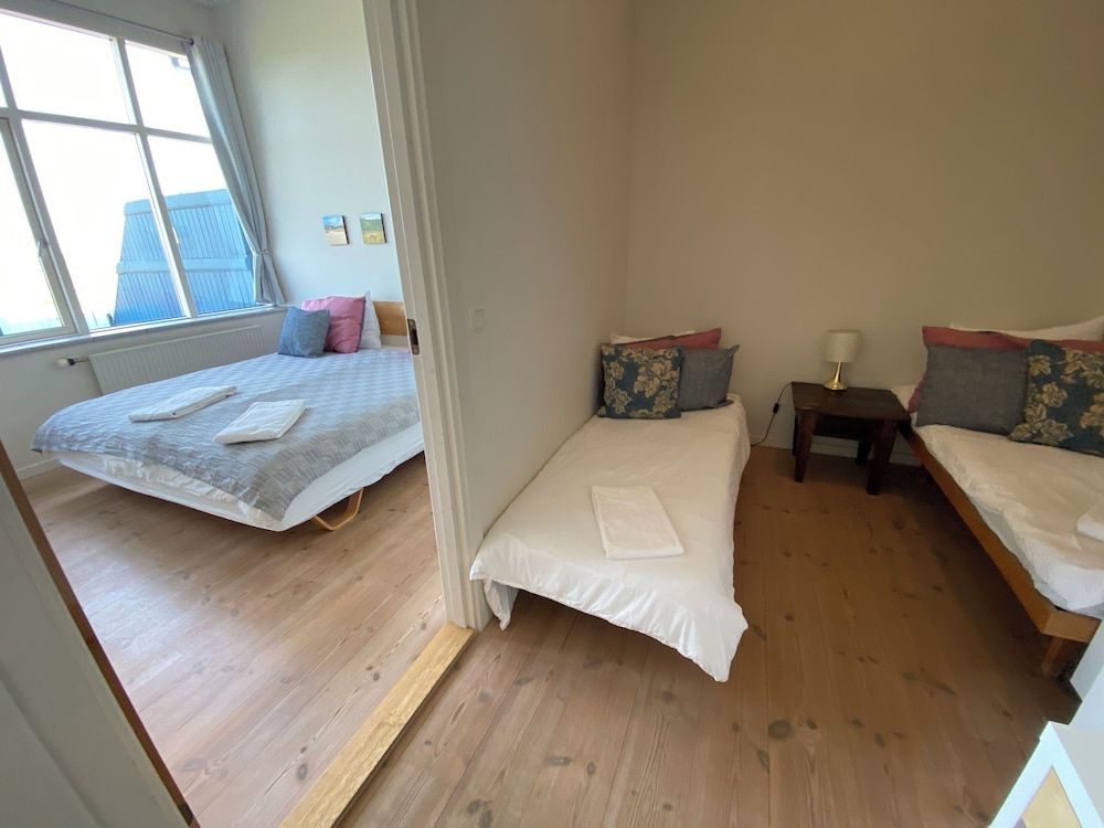 Skaerven Beachfront Condos and Cottage Apartment, 2 Bedrooms, Non Smoking, Ocean View (B) 13