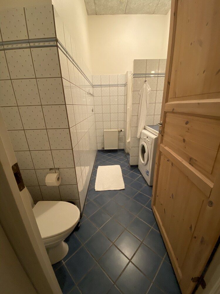 Skaerven Beachfront Condos and Cottage Apartment, 2 Bedrooms, Non Smoking, Ocean View (B) 23