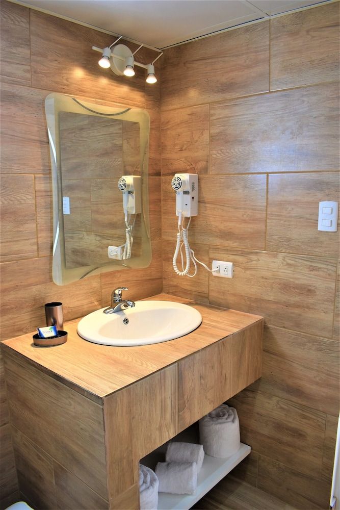 Tropical Casa Laguna Superior Twin Room, 2 Queen Beds, Lagoon View 6