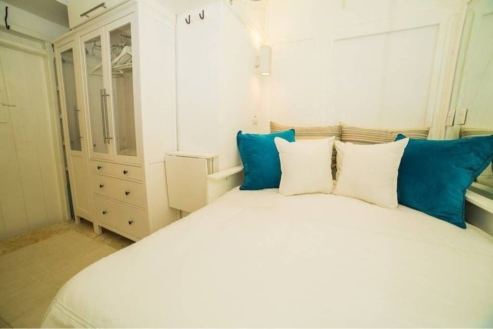 Studio, 1 Queen Bed (1 Bathroom - C1-D)