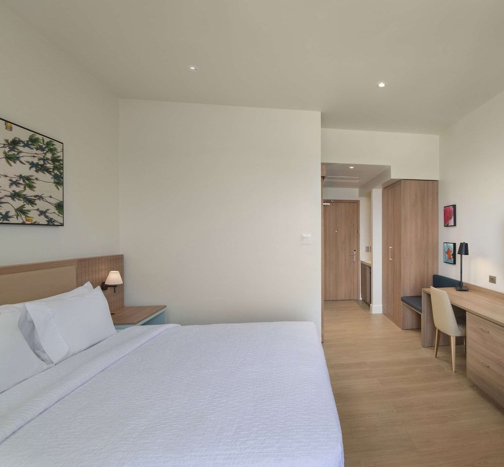 Room, 1 King Bed, Oceanfront