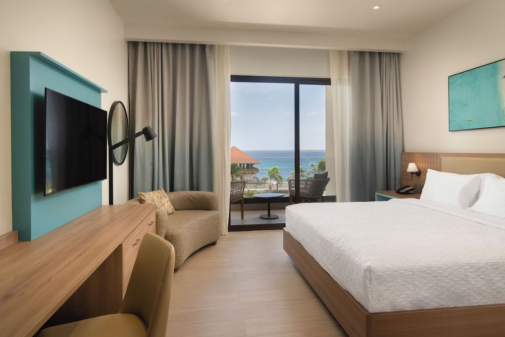Room, 1 King Bed, Oceanfront