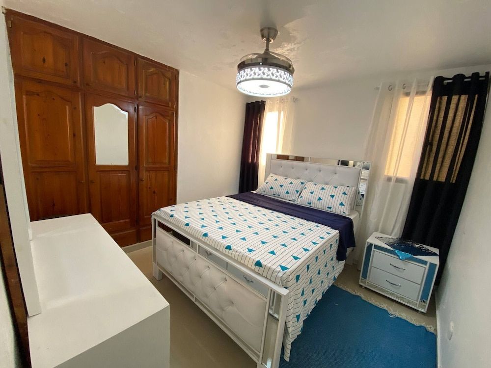 Dr Adorable Y Comfortable Apt Para Su Disfrute Apartment, 3 Bedrooms, Smoking, Patio 7