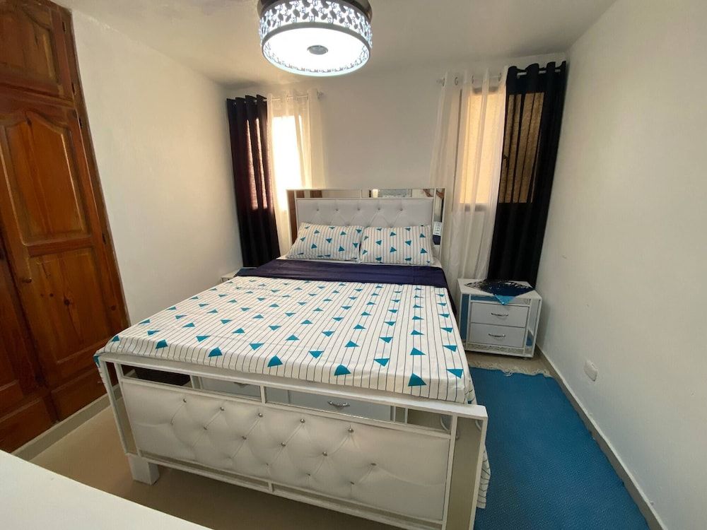Dr Adorable Y Comfortable Apt Para Su Disfrute Apartment, 3 Bedrooms, Smoking, Patio 4