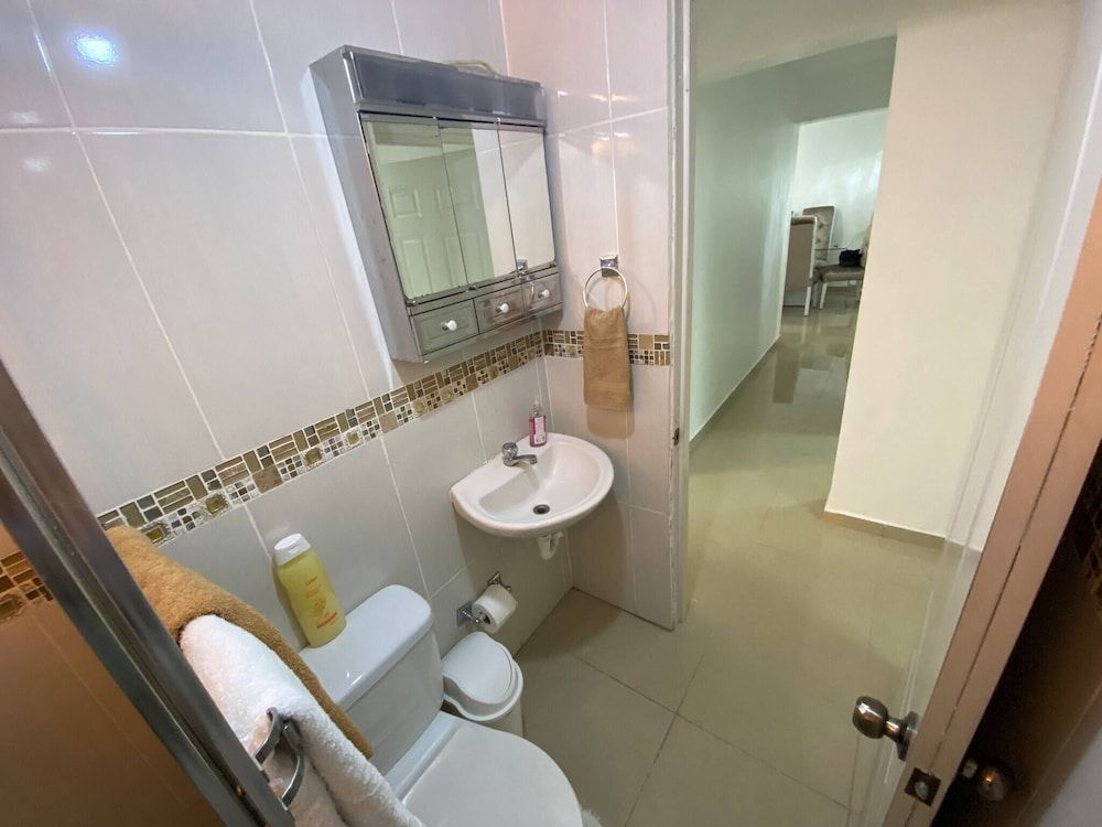 Dr Adorable Y Comfortable Apt Para Su Disfrute Apartment, 3 Bedrooms, Smoking, Patio 14