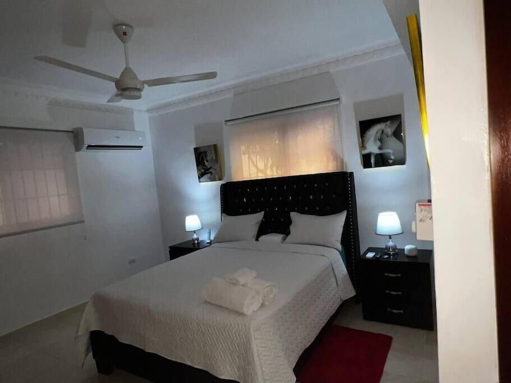 Apartment, 1 Bedroom, Patio, City View