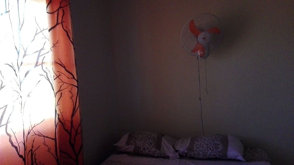 Bright and Youth Condo With hot Water Apartment, 2 Bedrooms, Smoking, Balcony 2