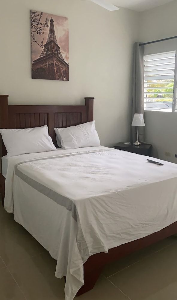 Luxury Chic Hotel Standard Room 5