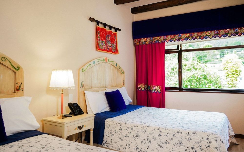 Uzhupud Garden Hotel & lodge Deluxe Double Room 4