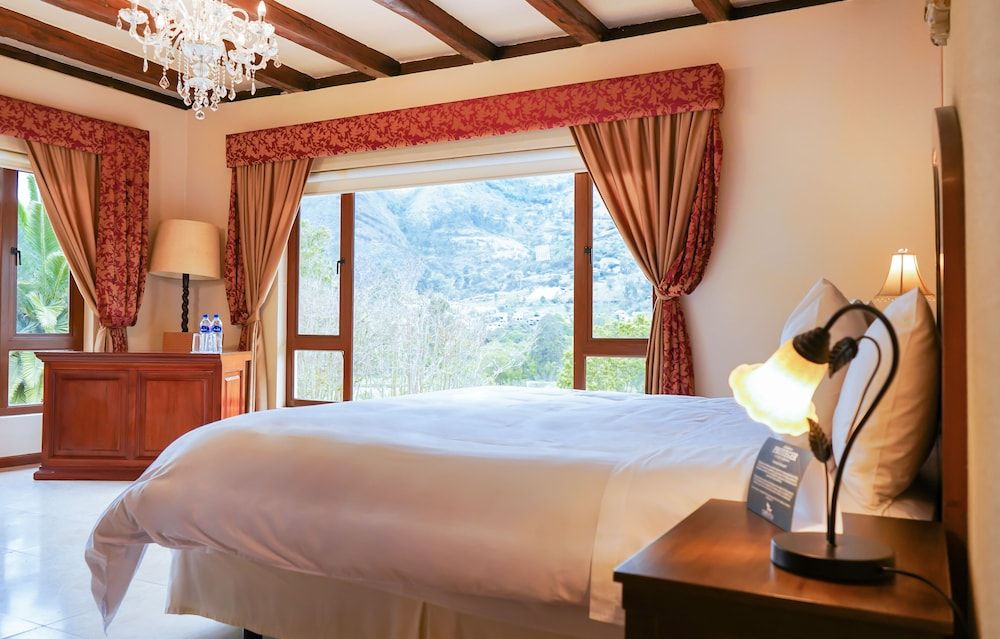 Uzhupud Garden Hotel & lodge Presidential Room 2