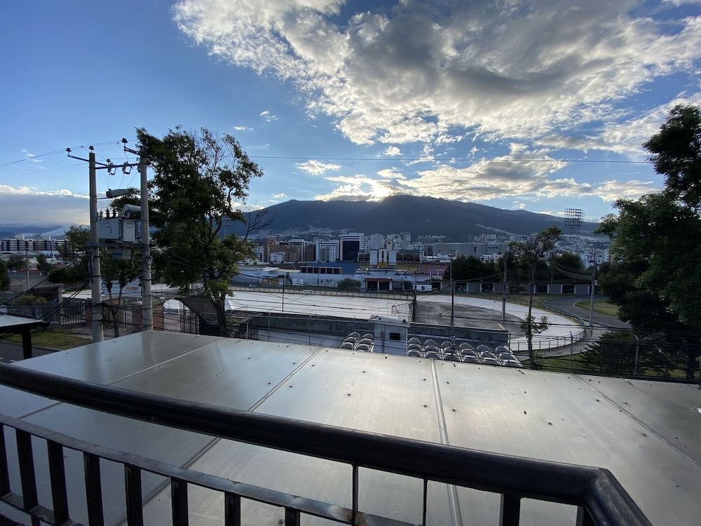 Air Suites Hotel Boutique Deluxe Room, 1 Queen Bed, Mountain View 10