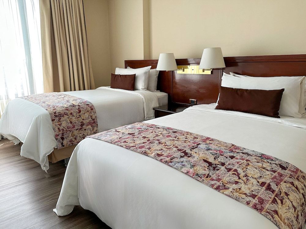 La Quinta by Wyndham Quito Suite, 2 Double Beds, Non Smoking 3