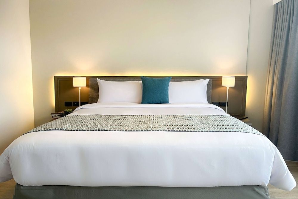 La Quinta by Wyndham Quito Business Suite, 1 King Bed, Non Smoking 3