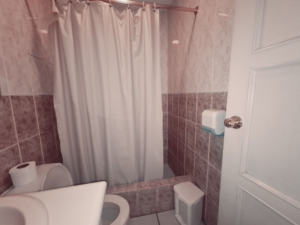 Hotel Chat Noir Cuenca Standard Quadruple Room 10