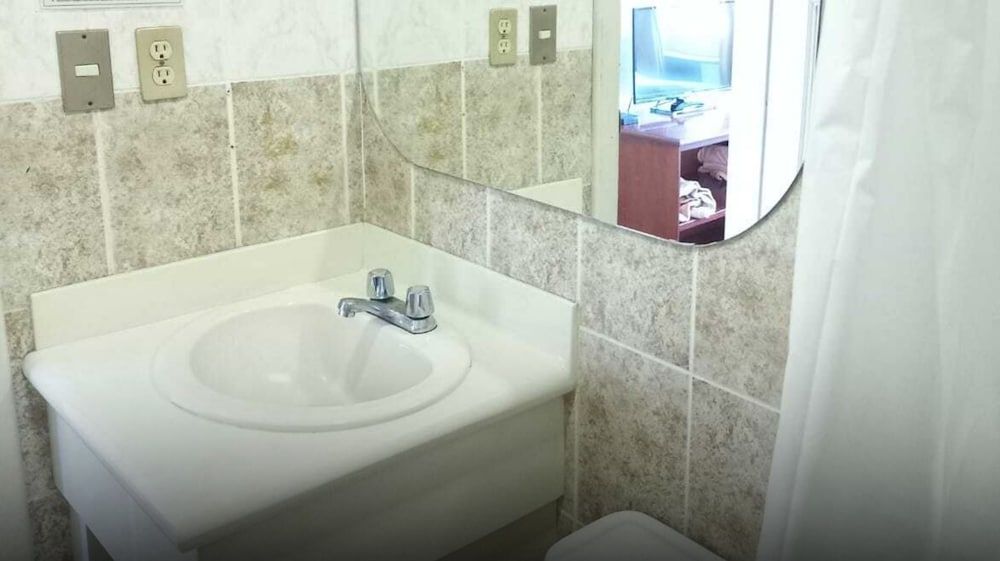 Hotel Chat Noir Cuenca Standard Quadruple Room 17