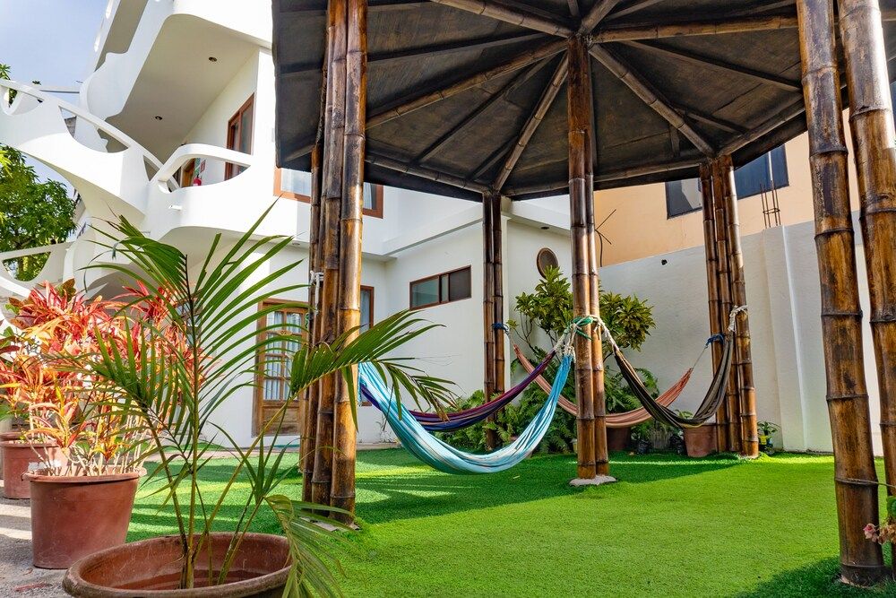 Gran Hostal Tintorera Twin Room 9