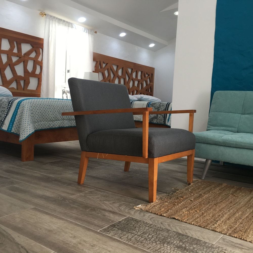 Suites Deluxe Bungalow, Multiple Beds, Non Smoking, Courtyard View 6