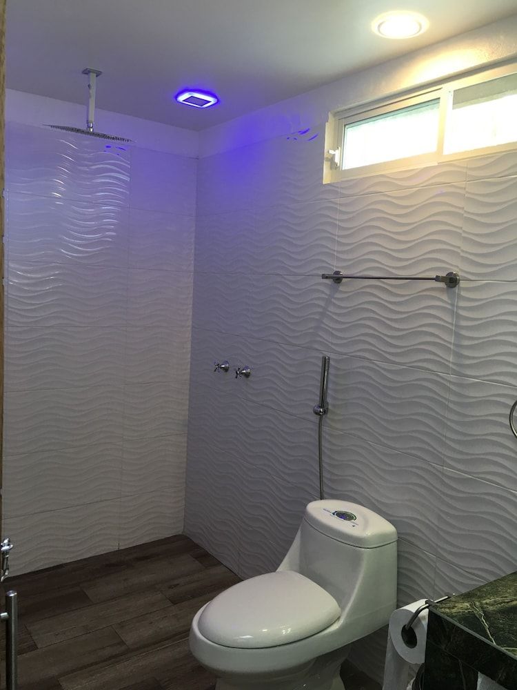 Suites Deluxe Bungalow, Multiple Beds, Non Smoking, Courtyard View 13