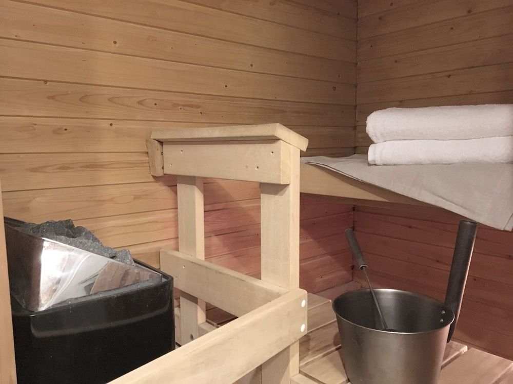 undefined Roost Pursimiehenkatu 9