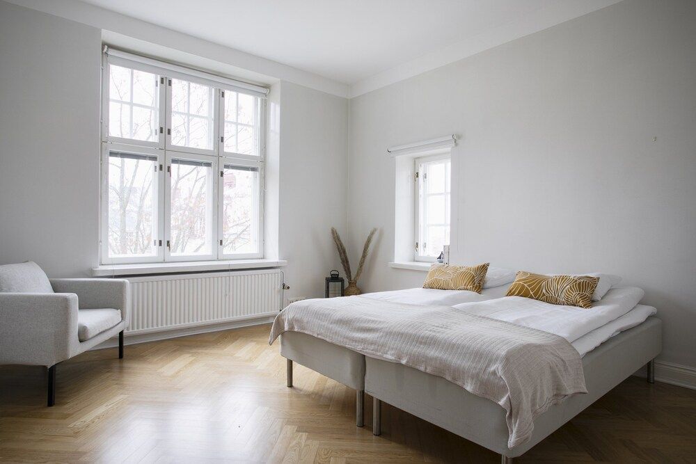 undefined Grand luminous 150m2 2BR aptmnt in Eira 9