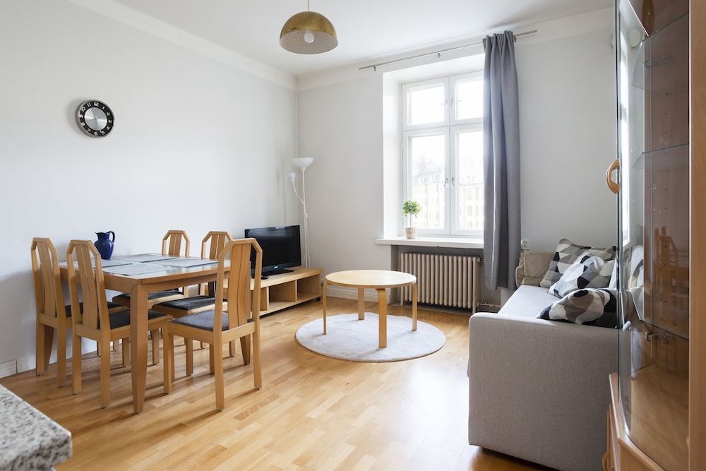 undefined 1BR City Apartment with Great Location