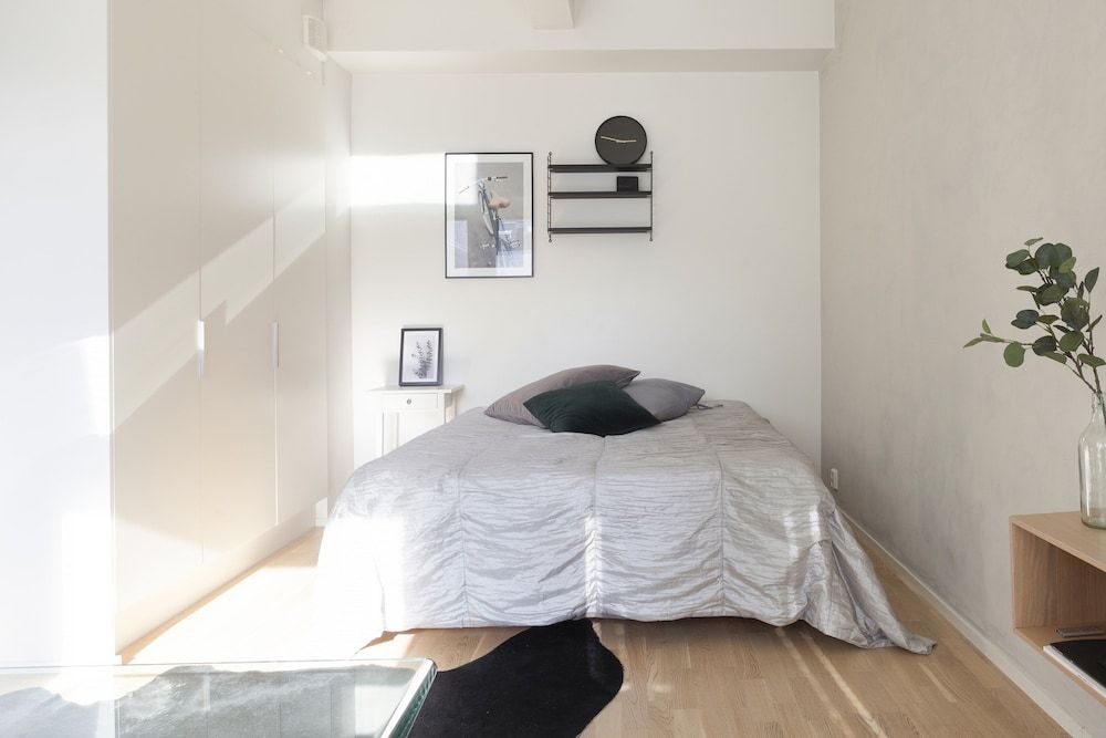 undefined Stylish Bright 42m2 Studio with Balcony 5