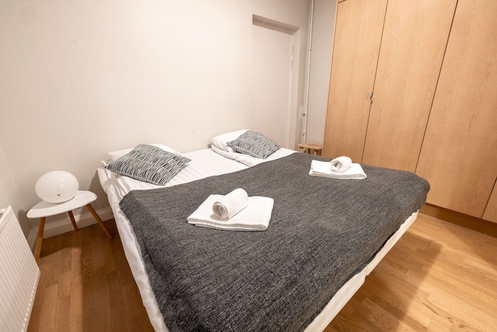 undefined 2ndhomes Center Home w Sauna & Balcony 3