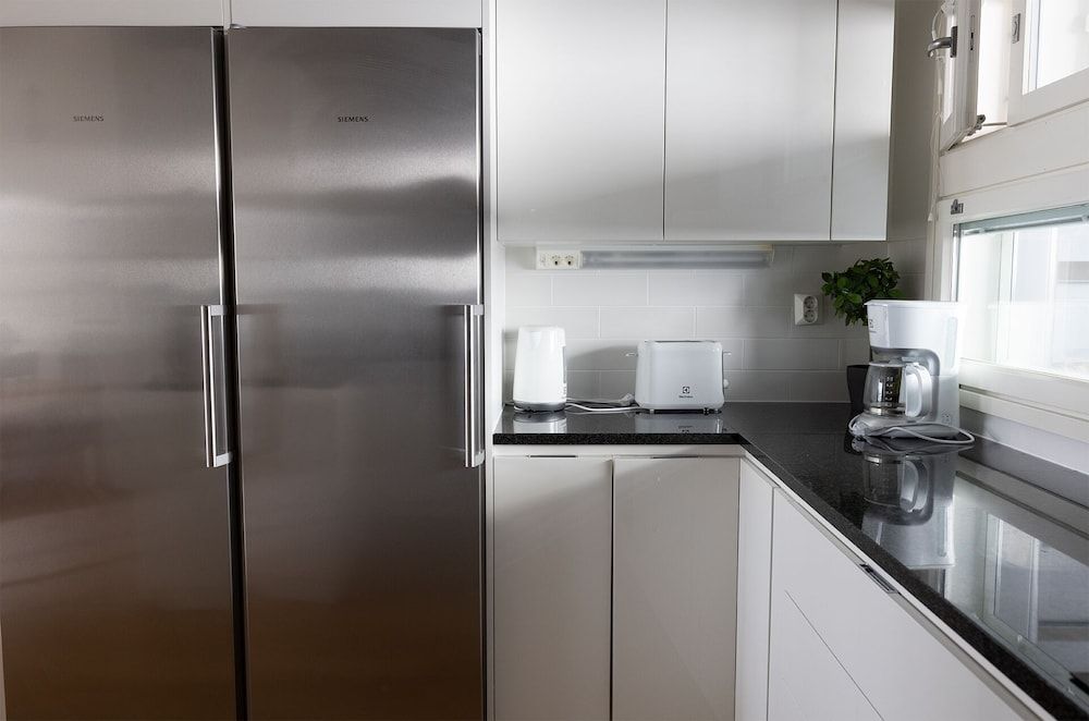 2ndhomes Gorgeous 2-story Home w Sauna Exclusive Apartment 8