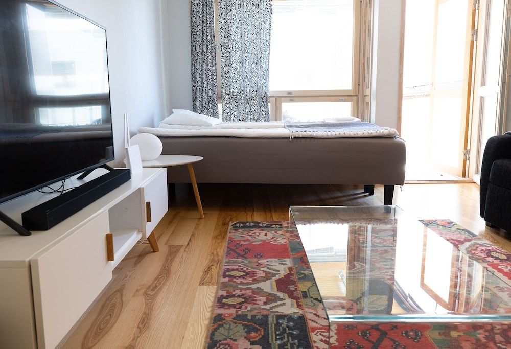 undefined 2ndhomes Deluxe Studio w Sauna & Balcony 4