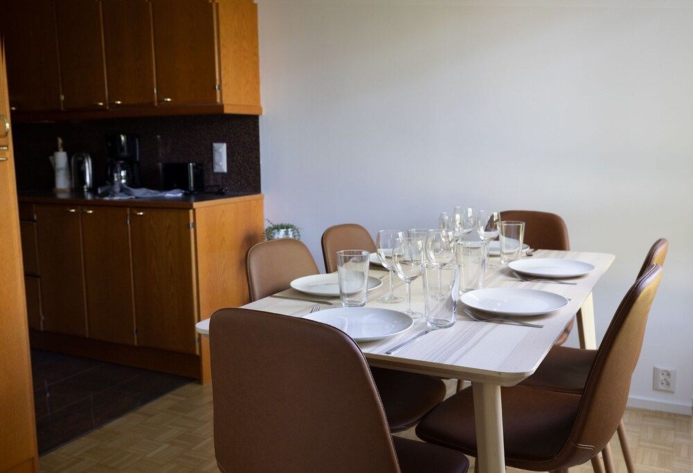 2ndhomes 2BR Center Apartment w Balcony Comfort Apartment 17