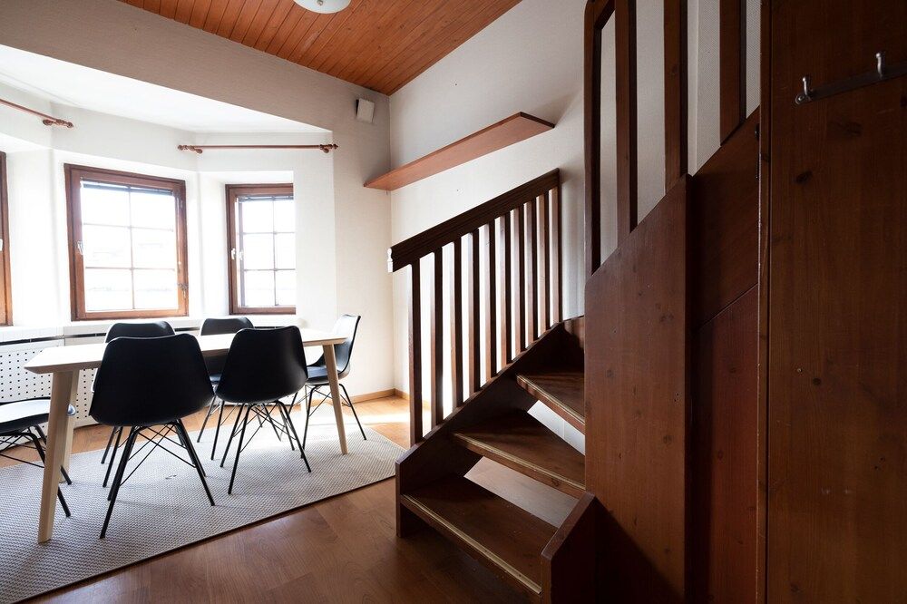 undefined 2ndhomes 2-Story Penthouse w Balcony 8