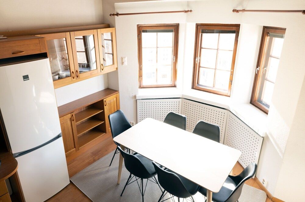 undefined 2ndhomes 2-Story Penthouse w Balcony 7