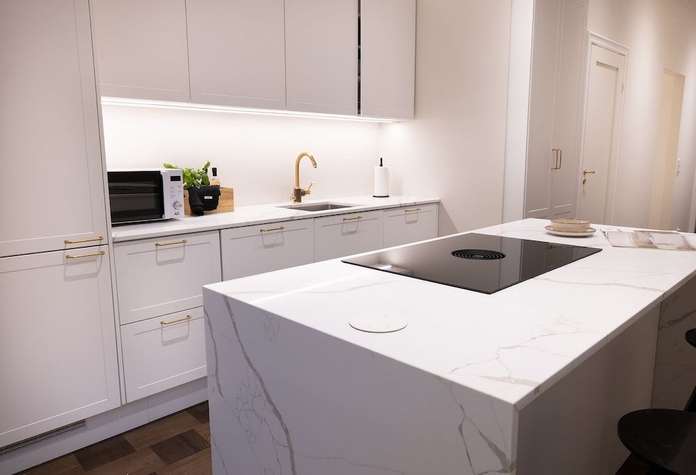 undefined 2ndhomes Stunning 3BR Apartment w Sauna 8