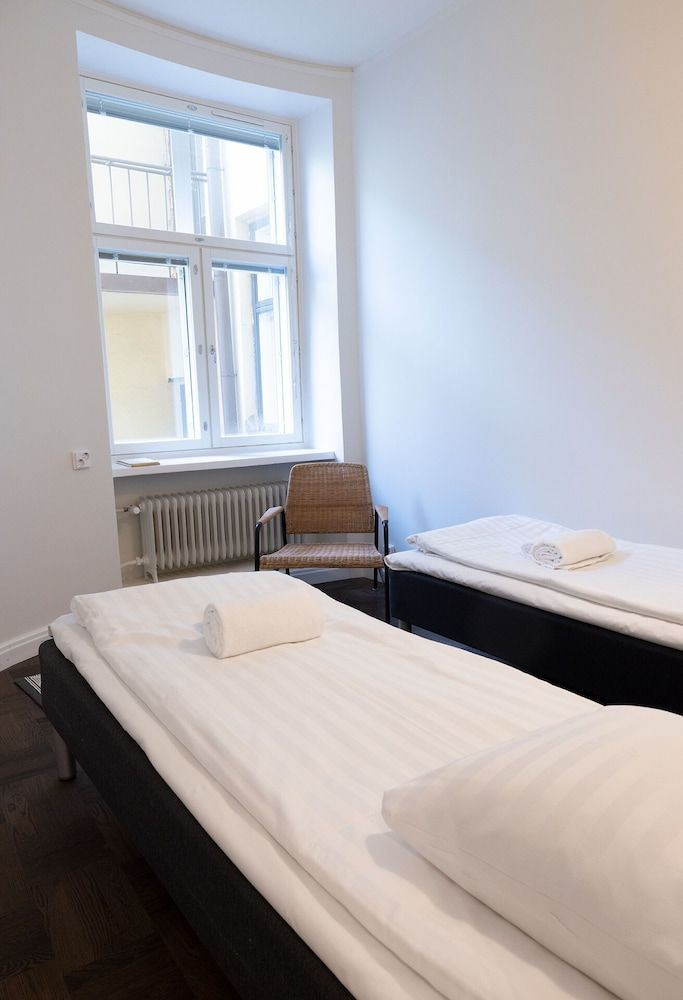 2ndhomes Stunning 3BR Apartment w Sauna Elite Apartment 6