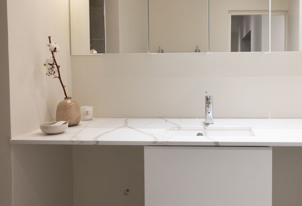 2ndhomes Stunning 3BR Apartment w Sauna Elite Apartment 13