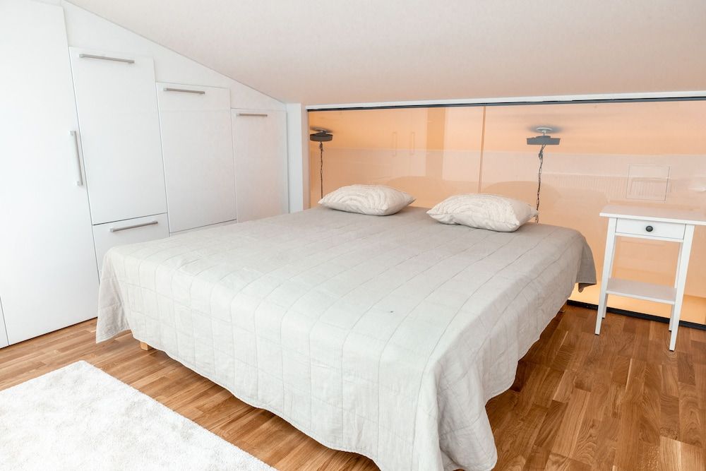 2ndhomes Unique 110m2 Apartment w Sauna Premium Duplex 7