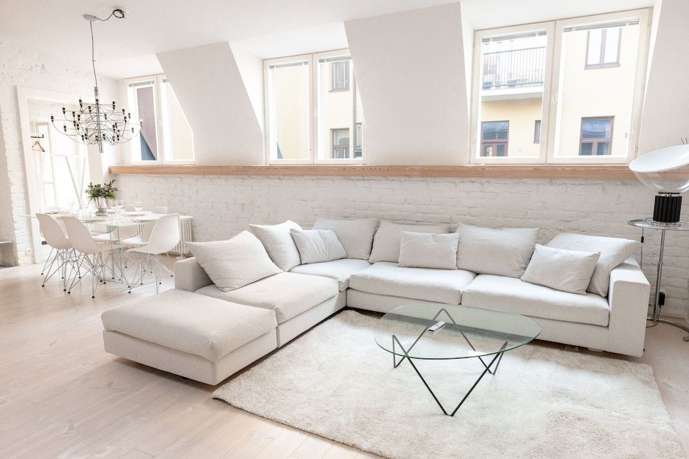 2ndhomes Luminous 2BR Loft House w Sauna Luxury Apartment 18