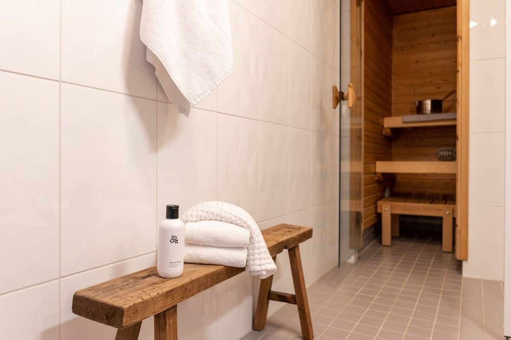 undefined 1br apartment with terrace and sauna 9