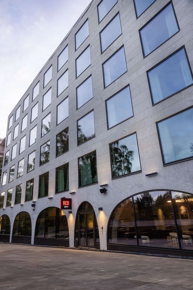 undefined Radisson RED Helsinki 8